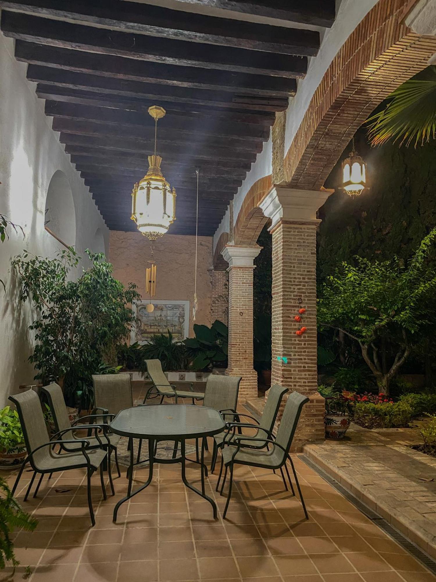 Garden Suites Xativa Casa Rural 外观 照片