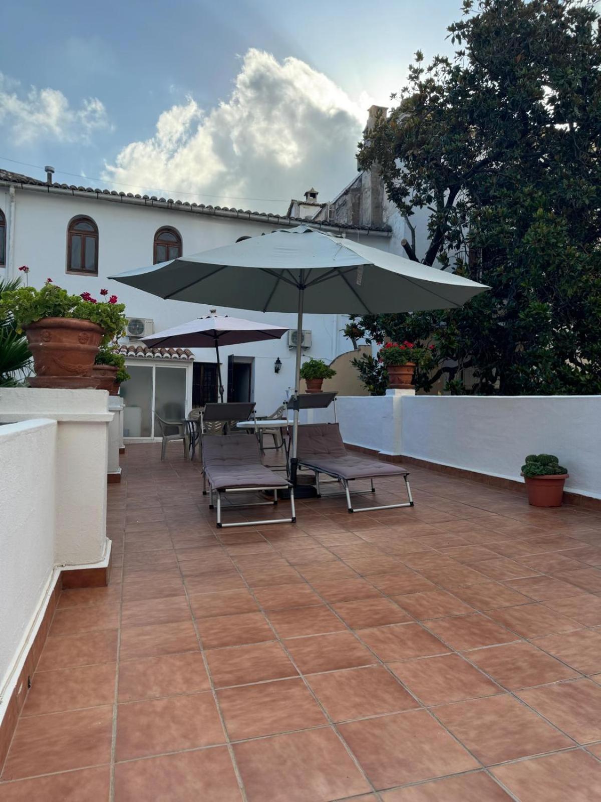 Garden Suites Xativa Casa Rural 外观 照片