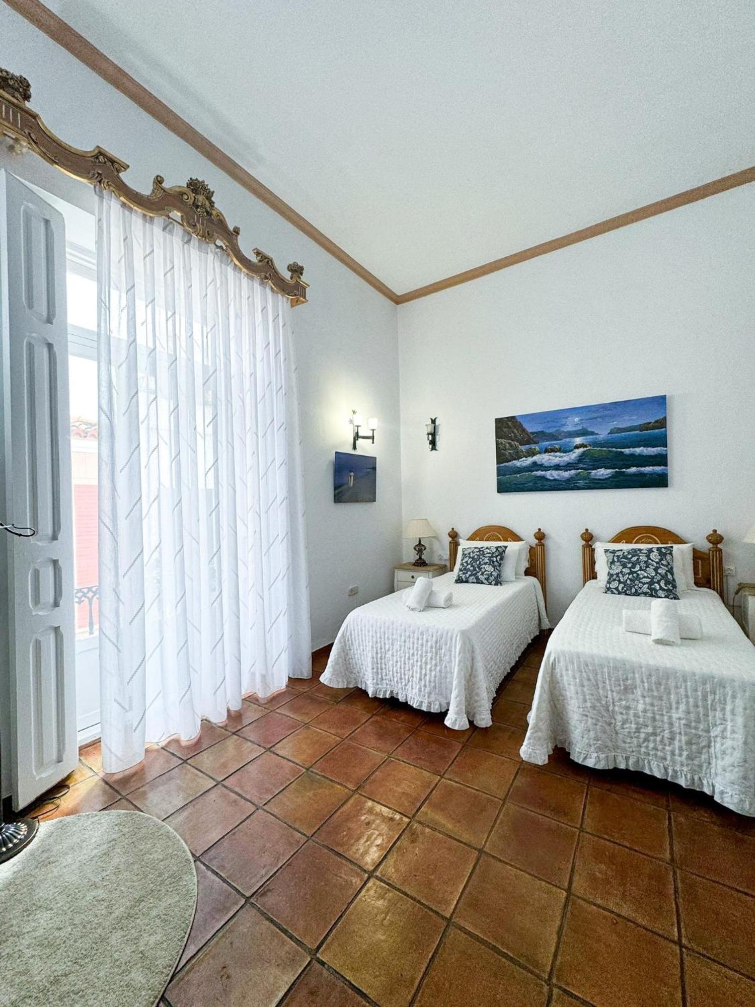 Garden Suites Xativa Casa Rural 外观 照片